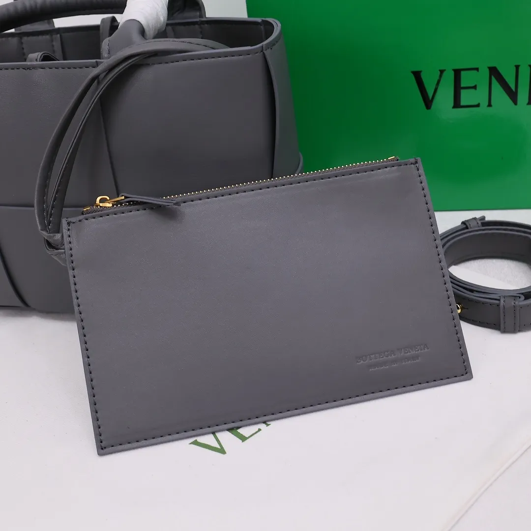 All Categories Official Website "Brand Women's Bags" Women's Bags 💙 BV 2025 Official Website New BV Crossbody Bag